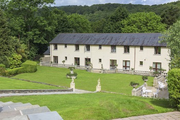 Newby Bridge Hotel