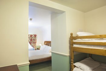 Newby Bridge Hotel