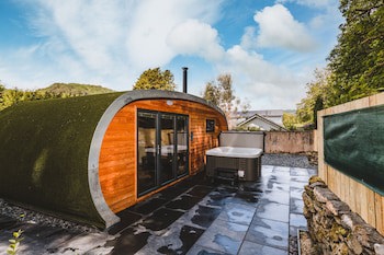 Newby Bridge Hotel