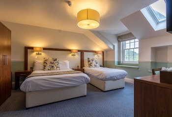 Newby Bridge Hotel