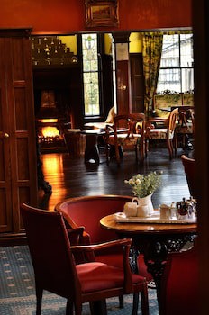 Newby Bridge Hotel