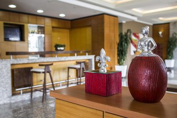 Astron Suites Sao Jose Dos Pinhais By Nobile