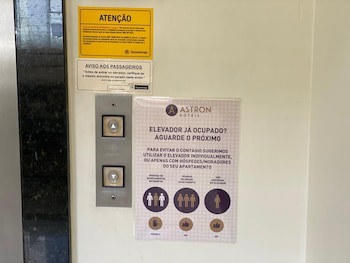 Astron Suites Sao Jose Dos Pinhais By Nobile