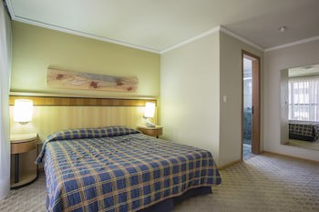 Astron Suites Sao Jose Dos Pinhais By Nobile