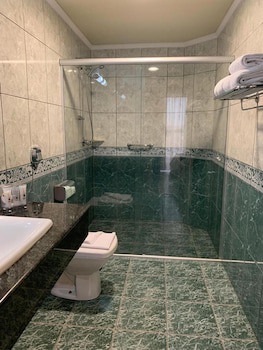 Astron Suites Sao Jose Dos Pinhais By Nobile