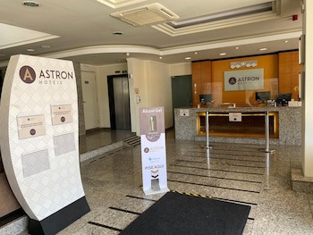 Astron Suites Sao Jose Dos Pinhais By Nobile