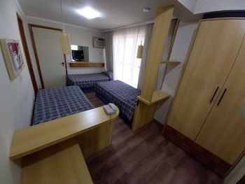 Astron Suites Sao Jose Dos Pinhais By Nobile
