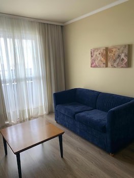 Astron Suites Sao Jose Dos Pinhais By Nobile