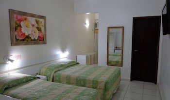 Foz Presidente Economic Hotel