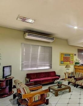 Foz Presidente Economic Hotel