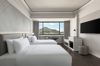 Courtyard By Marriott Phuket Town