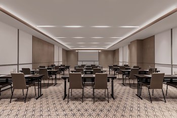 Courtyard By Marriott Phuket Town