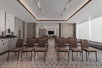 Courtyard By Marriott Phuket Town