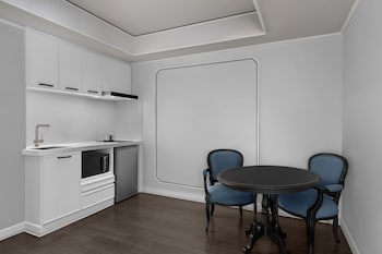 Courtyard By Marriott Phuket Town
