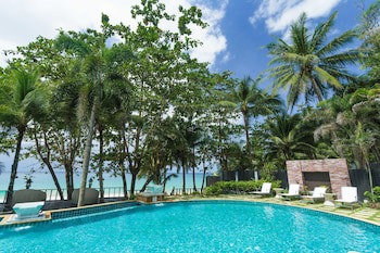 Andaman White Beach Resort