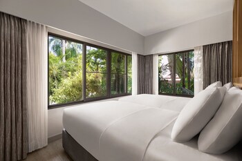 Courtyard By Marriott Phuket, Patong Beach Resort
