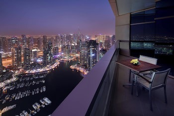 Dubai Marriott Harbour Hotel & Suites