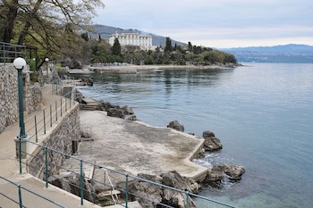 Hotel Lovran