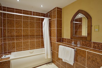 Best Western Walworth Castle Hotel