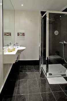 Piraeus Theoxenia Hotel