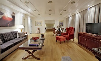 Piraeus Theoxenia Hotel