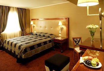Piraeus Theoxenia Hotel