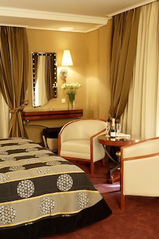 Piraeus Theoxenia Hotel