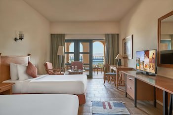 Strand Beach Resort galeri fotoğrafı