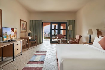 Strand Beach Resort galeri fotoğrafı