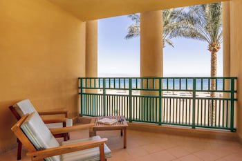 Strand Beach Resort galeri fotoğrafı