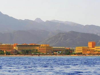 Strand Beach Resort galeri fotoğrafı