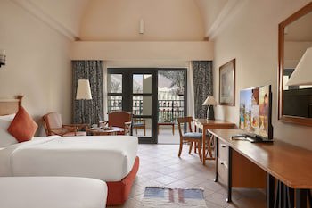 Strand Beach Resort galeri fotoğrafı