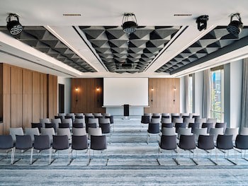 Crowne Plaza Sofia, An Ihg Hotel