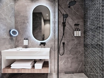 Crowne Plaza Sofia, An Ihg Hotel