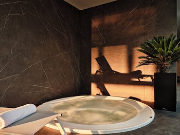 Crowne Plaza Sofia, An Ihg Hotel