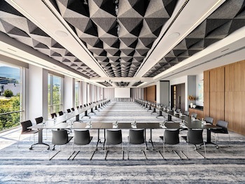 Crowne Plaza Sofia, An Ihg Hotel
