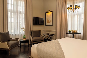 Grand Hotel