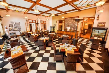 Grand Hotel