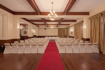 Grand Hotel