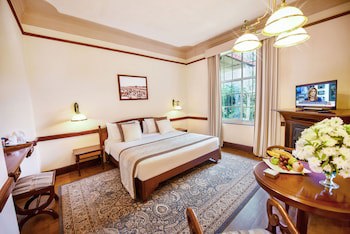 Grand Hotel