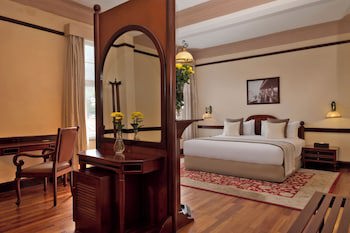Grand Hotel
