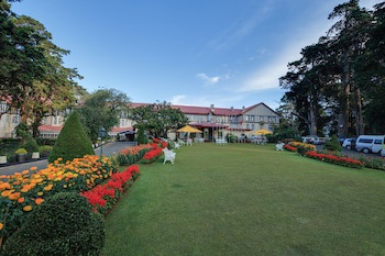Grand Hotel