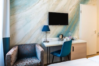 Atrium Fashion Hotel