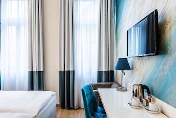 Atrium Fashion Hotel