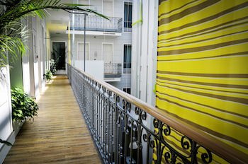 Atrium Fashion Hotel