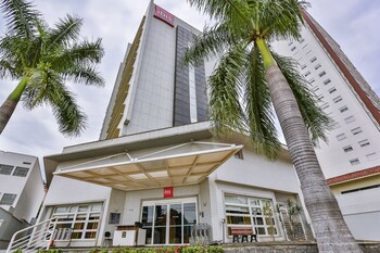 Ibis Goiania