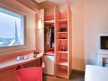 Ibis Goiania