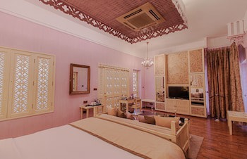 Ajit Bhawan - A Palace Resort
