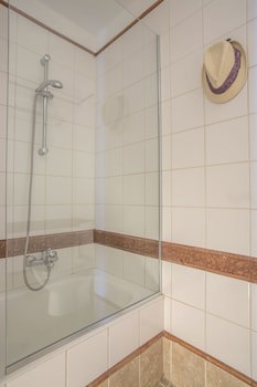 Delice Hotel Apartments