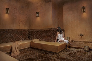 Domaine Des Remparts Hotel & Spa
